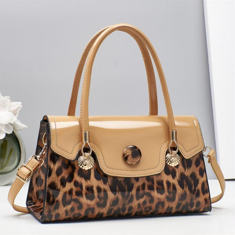 Textured Shoulder Crossbody Bag Trendy And Versatile With A Leopard Print