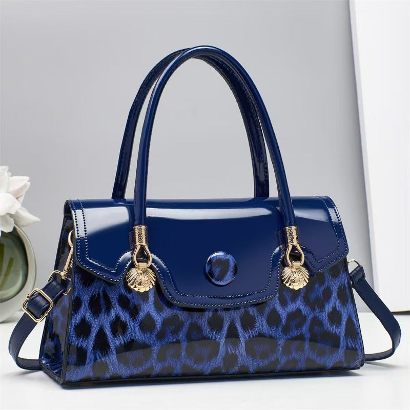 Textured Shoulder Crossbody Bag Trendy And Versatile With A Leopard Print